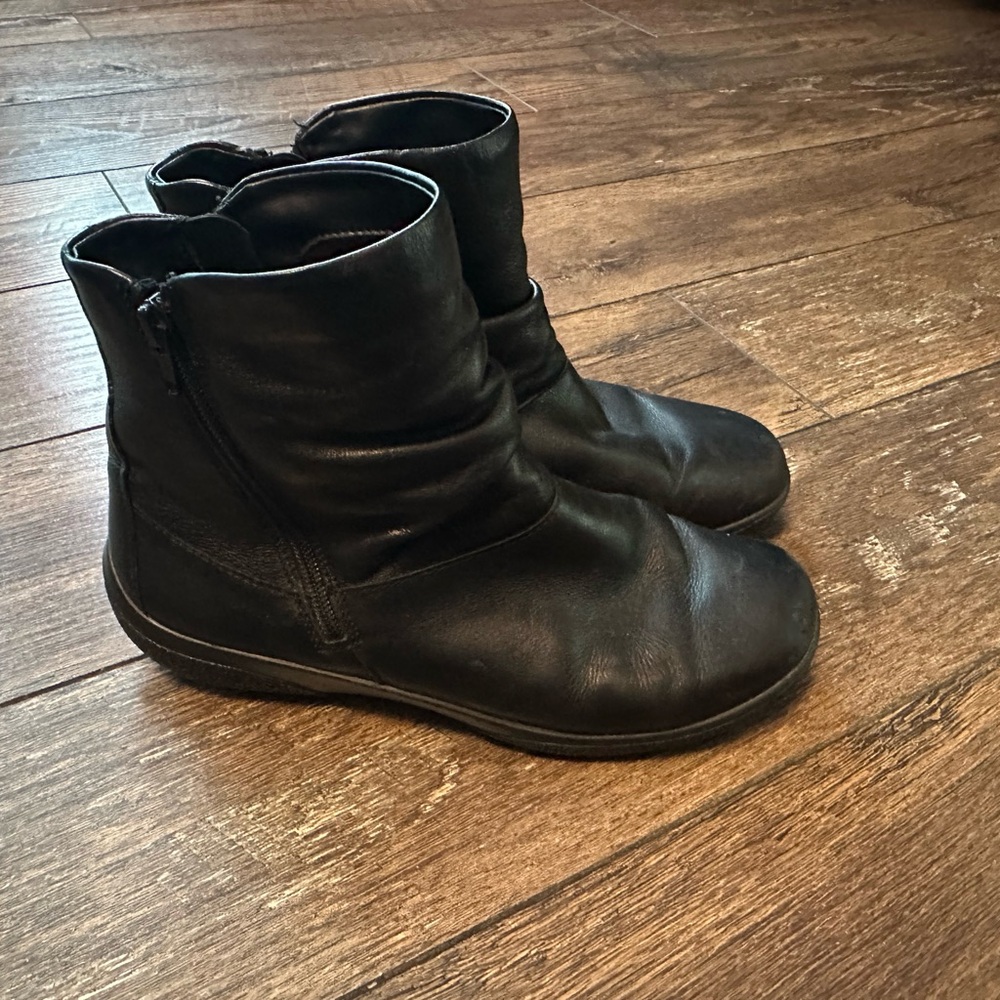 Hotter Whisper Boots Ankle Boot Size UK 7.5 / US 9.5 Wide Women’s Black